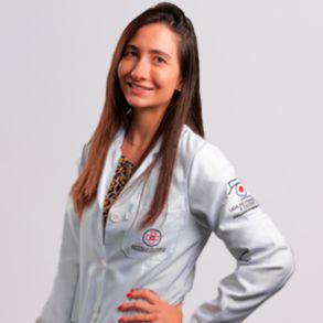 Dra. Lais de Castro CRM 206275 Registro de Qualificação de Especialista (RQE): 76058.  Formação:  Doutoranda em Doenças Externas e Córnea pela UNIFESP. Médica Assistente do Pronto Socorro de Oftalmologia do Hospital São Paulo. Especialista em Doenças Externas, Córnea, Superfície Ocular e Catarata pela UNIFESP. Residência Médica em Transplante de Córnea pela UNIFESP. Graduação em Medicina pela Escola Bahiana de Medicina e Saúde Pública.
